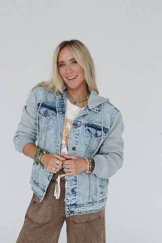 Fall Favorite: My Boyfriends Denim Jacket - Blue Light Wash