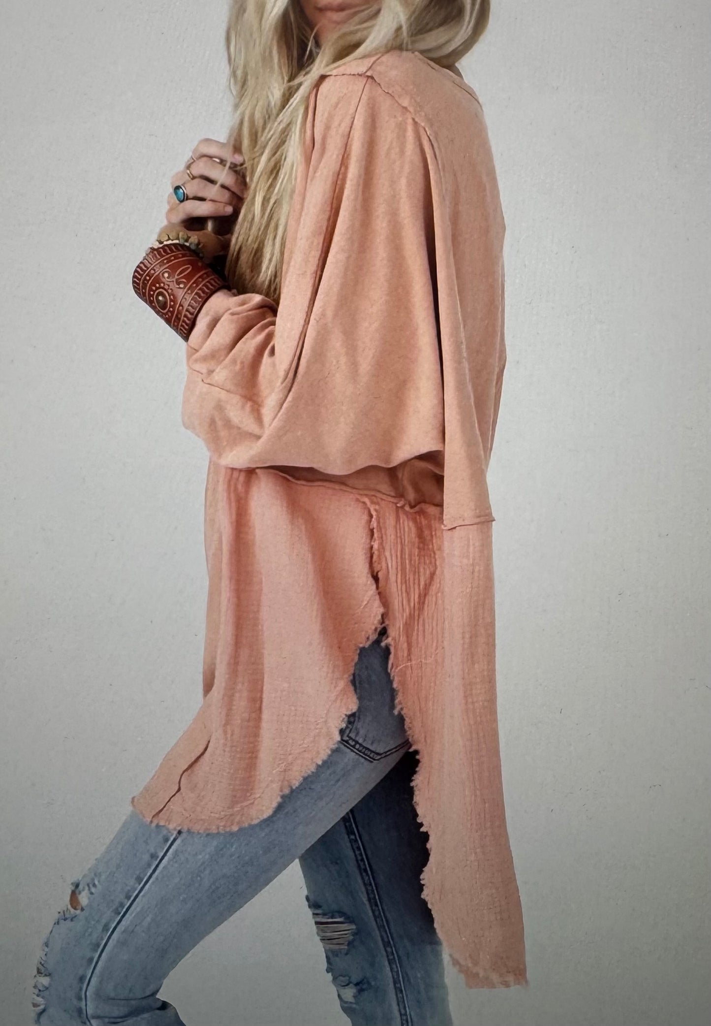 Crinkle Splicing Raw Hem Top