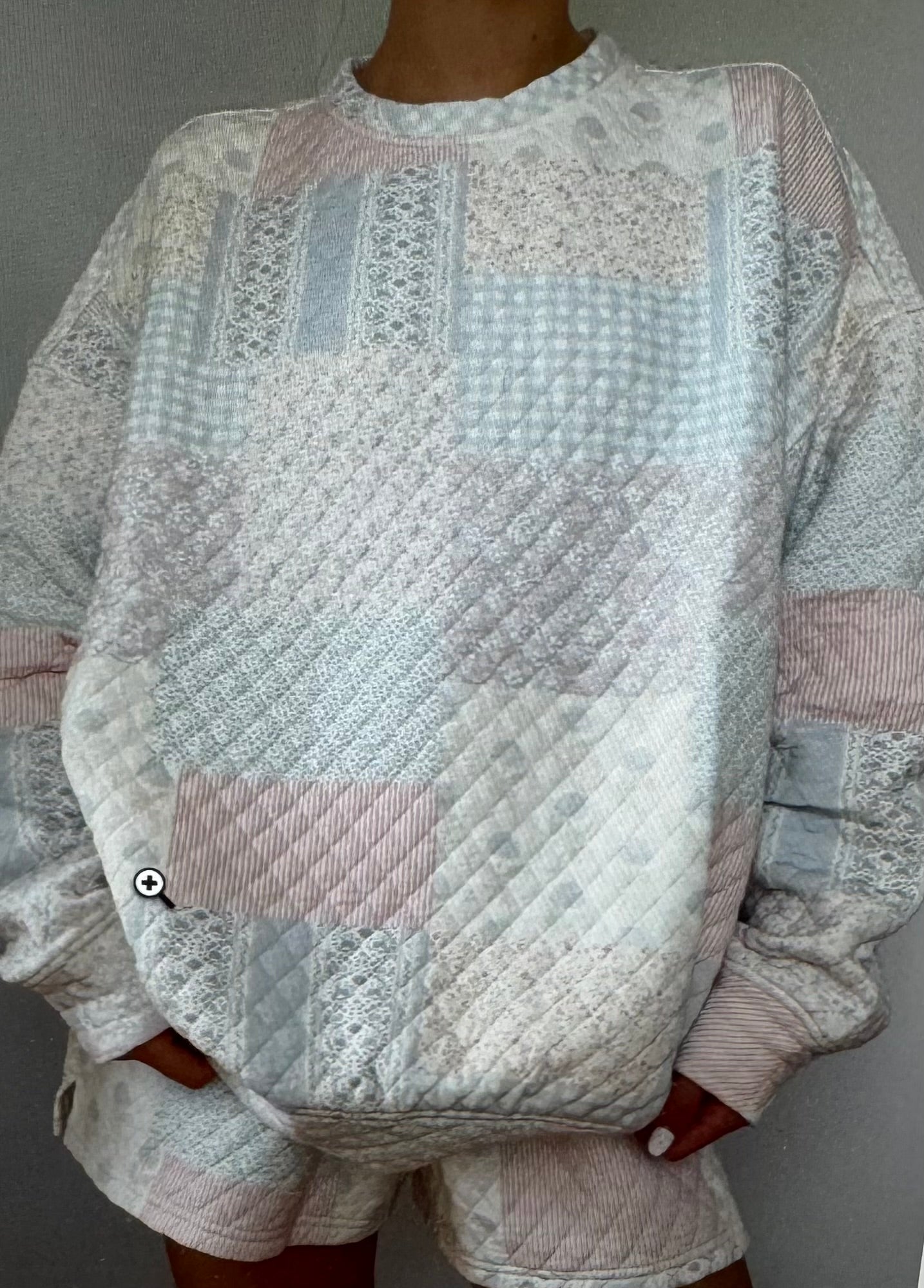 Shades of Blue Quilted sweatshirt