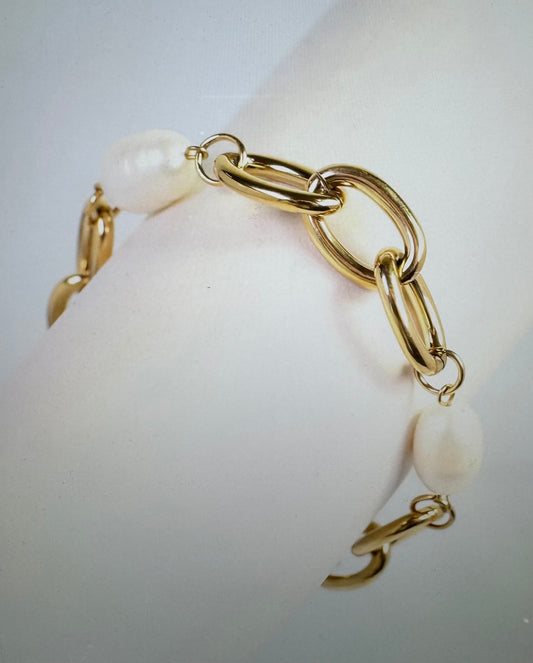 Colleen Pearl Link Bracelet