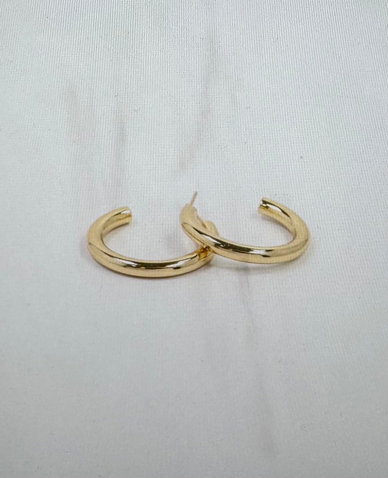 Dalles Hoop Earring