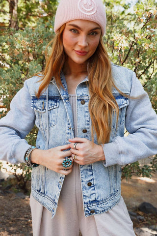 Fall Favorite: My Boyfriends Denim Jacket - Blue Light Wash